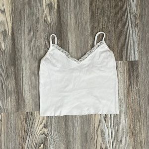 Cropped lace Brandy Melville tank